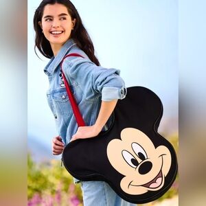 WaltDisney World Mickey Mouse Black Shoulder Bag